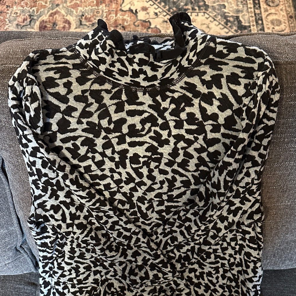 NIC+ZOE Monochrome Patterned Blouse